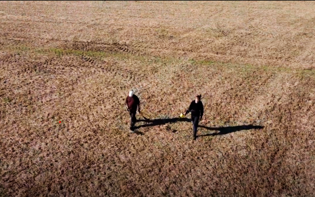 På skattejagt med metaldetektor